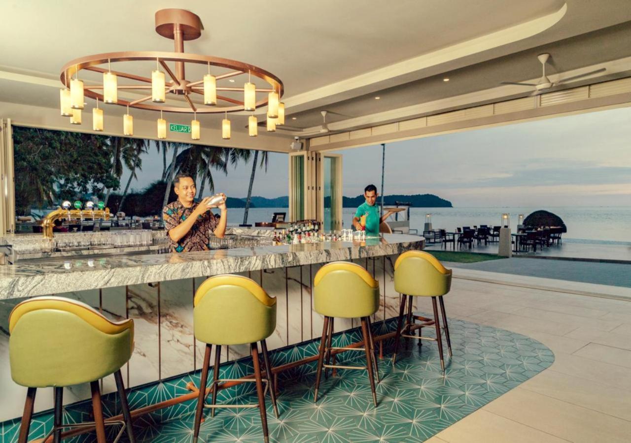 Pelangi Beach Resort & Spa, Langkawi Λανγκάουι Εξωτερικό φωτογραφία The bar at the beach club